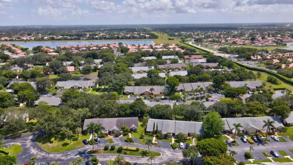 The Villas Of Waterberry, 10945 Lake Front Pl, Boca Raton, Florida 33498, image 1