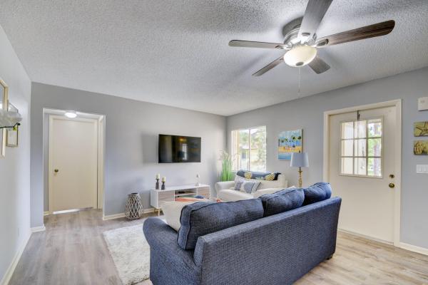 Pine Ridge South 2, 238 Pine Hov Cir #D-2, Greenacres, Florida 33463, image 2