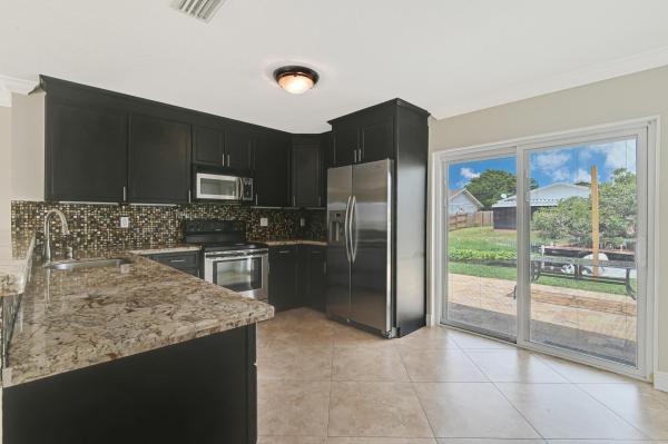 Hypoluxo Village, 6580 Riparian Rd, Lake Worth, Florida 33462, image 1