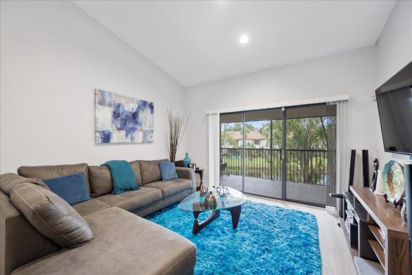 Karanda Village 2, 4303 Carambola Cir #2680, Coconut Creek, Florida 33066, image 1
