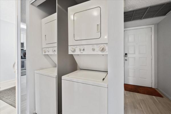 Karanda Village 2, 4303 Carambola Cir S #2680, Coconut Creek, Florida 33066, image 1