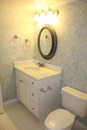 Fountainview At Spring Lakes, 3146 Via Poinciana #204, Lake Worth, Florida 33467, image 1