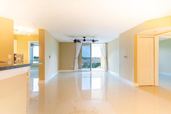 Hypoluxo's Mariner's Cay, 1000 Scotia Dr #503, Hypoluxo, Florida 33462, image 1