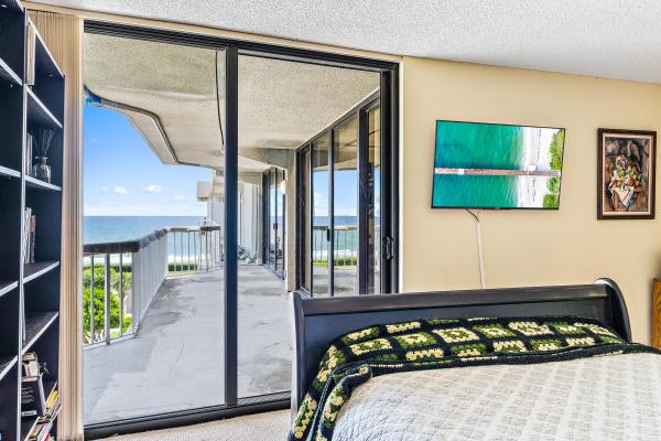 Dorchester Of Palm Beach, 3250 S Ocean Blvd, Palm Beach, Florida 33480, image 3