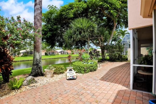 Cascade Lakes, 11673 Derbyshire Ln, Boynton Beach, Florida 33437, image 2
