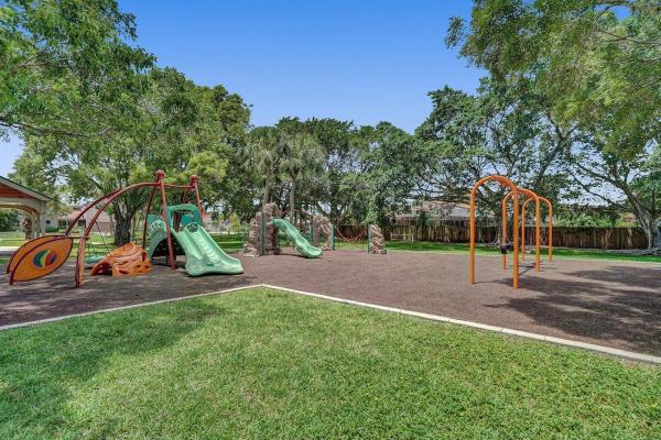 Boca Lake Estates, 7080 NW 2nd Ter, Boca Raton, Florida 33487, image 2