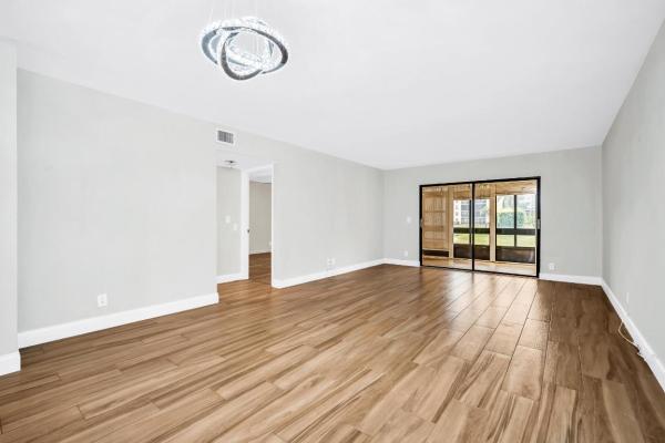 Huntington Lakes 4, 7340 Amberly Ln #109, Delray Beach, Florida 33446, image 2