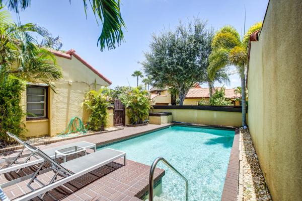California Club Homes, 1067 NE 202nd Ln, Ives Estates, Florida 33179, image 2