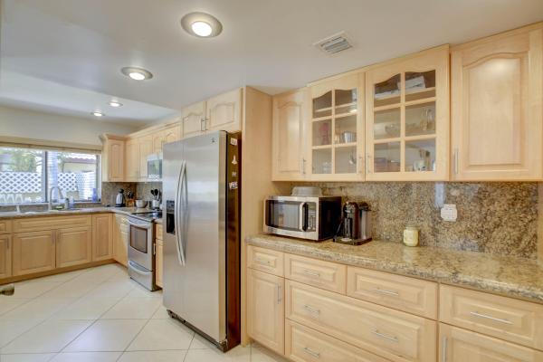 California Club Homes, 1067 NE 202nd Ln, Ives Estates, Florida 33179, image 1