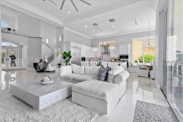 Magdalena, 110 Dalena Way, Palm Beach Gardens, Florida 33418, image 1