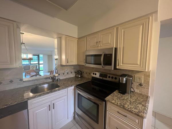 Huntington Lakes 4, 7321 Amberly Ln #108, Delray Beach, Florida 33446, image 1