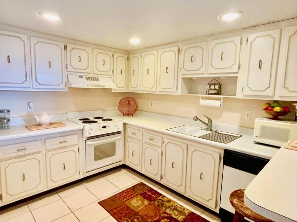 Phoenix Towers, 2800 N Ocean Dr #B-23d, Riviera Beach, Florida 33404, image 3