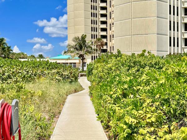 Phoenix Towers, 2800 N Ocean Dr #B-23d, Riviera Beach, Florida 33404, image 2