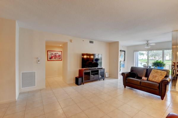 Coral Cove At Coral Lakes, 5749 Gemstone Ct #101, Boynton Beach, Florida 33437, image 2