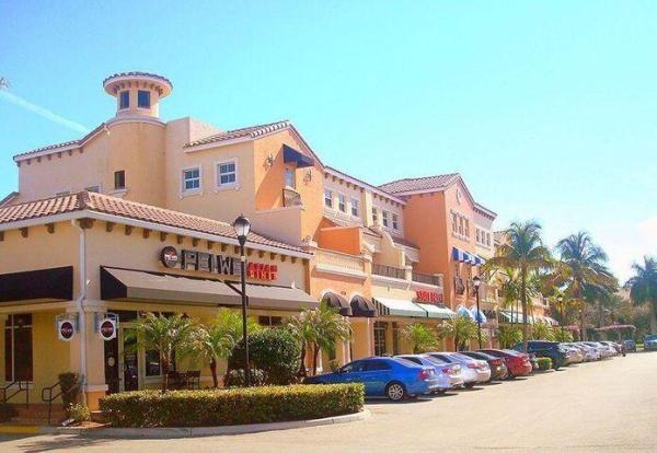 Floral Park Lantana, 6595 Massachusetts Dr, Lake Worth, Florida 33462, image 1