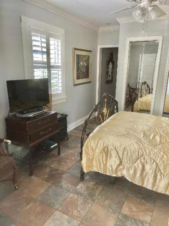 Lake Worth Town, 111A S K St, Lake Worth Beach, Florida 33460, image 1