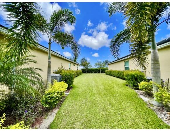 6104 NW Cullen Way, Port St. Lucie, Florida 34983, image 2