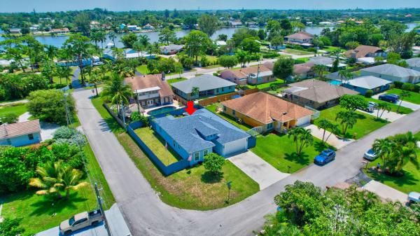 Floral Park Lantana, 6552 Westview Dr, Lake Worth, Florida 33462, image 1