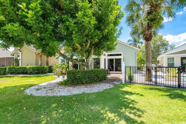 Eastpointe Country Club, 13090 Touchstone Pl, Palm Beach Gardens, Florida 33418, image 1