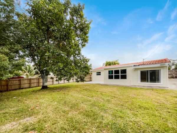Avon Heights, 2789 SW 46th Ct, Dania Beach, Florida 33312, image 2