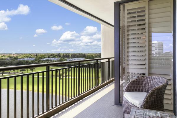 Parliament East, 2427 Presidential Way #903, West Palm Beach, Florida 33401, image 2