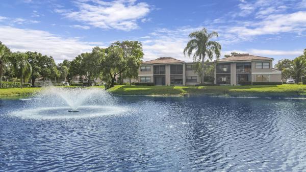 Briarwood At Eastpointe Country Club, 12911 Briarlake Dr #102, Palm Beach Gardens, Florida 33418, image 2