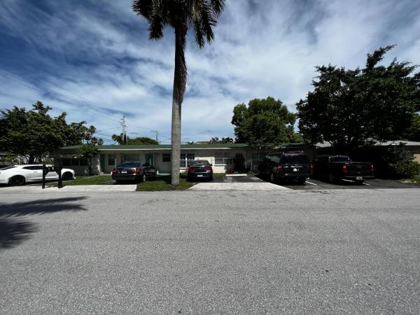 Buffalo Heights, 106 Cleveland St, Lake Worth, Florida 33461, image 3