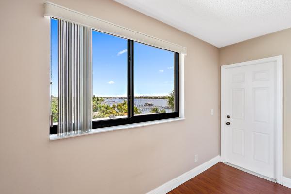 Hidden Banyan, 1202 S Lake Dr #501, Lantana, Florida 33462, image 1