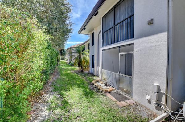 San Remo Golf & Tennis Club, 5200 E Club Cir #101, Boca Raton, Florida 33487, image 1