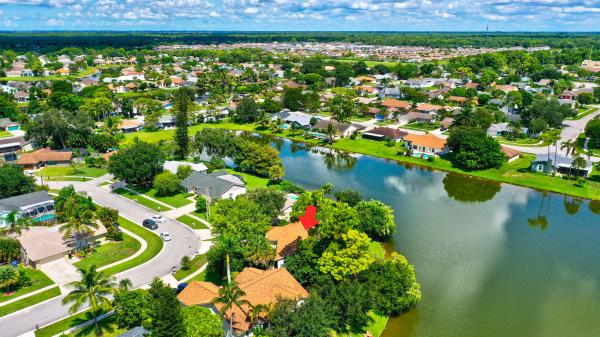 Huntington Woods, 171 Parkwood Dr, Royal Palm Beach, Florida 33411, image 1