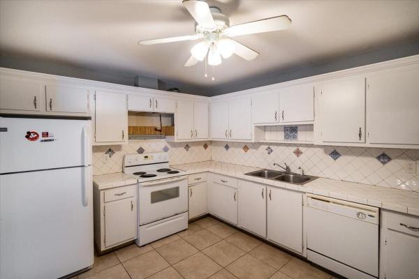 1305 Peppertree Trl #D, Fort Pierce, Florida 34950, image 3