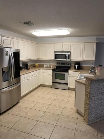 Independence Point, 6009 Adriatic Way, West Palm Beach, Florida 33413, image 1