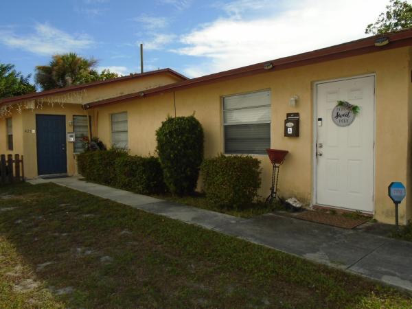 Estates Of South Palm Beach, 425 Malverne Rd, West Palm Beach, Florida 33405, image 1