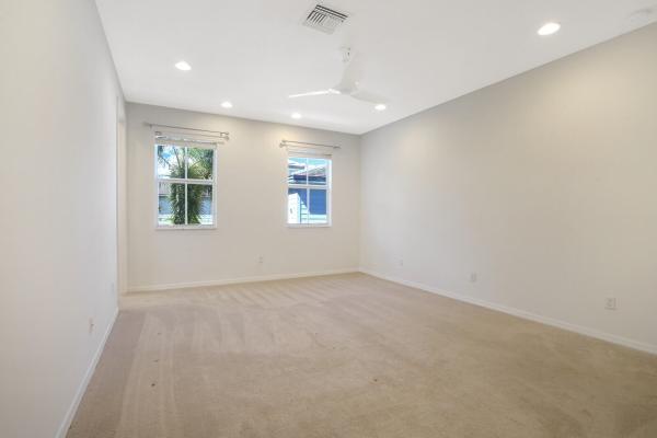 Lucente, 121 N K St #E, Lake Worth Beach, Florida 33460, image 1