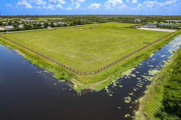 Wellington Preserve, 5281 Laredo Way, Wellington, Florida 33449, image 1