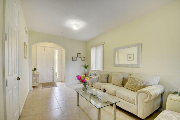 Coventry Townhomes, 4394 Cotswold Hills Dr, Lake Worth, Florida 33461, image 2