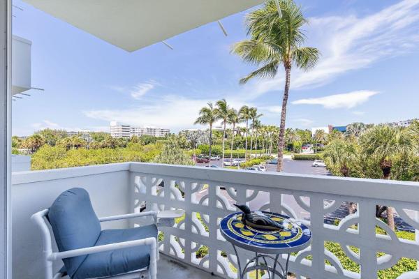 Royal Saxon, 2840 S Ocean Blvd #3050, Palm Beach, Florida 33480, image 1