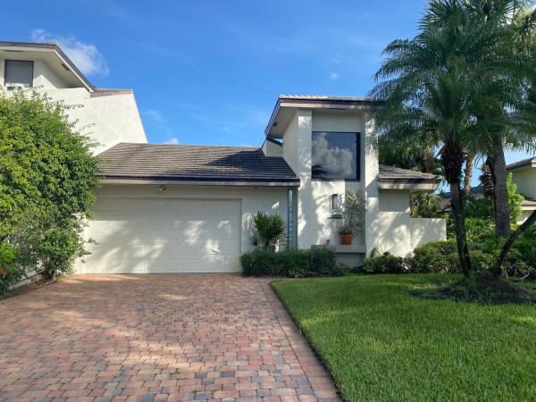 Island Court At Boca West Country Club, 19575 Island Court Dr, Boca Raton, Florida 33434, image 1