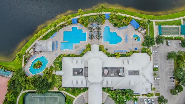 The Estates At Baywinds, 9518 Lantern Bay Cir, West Palm Beach, Florida 33411, image 2