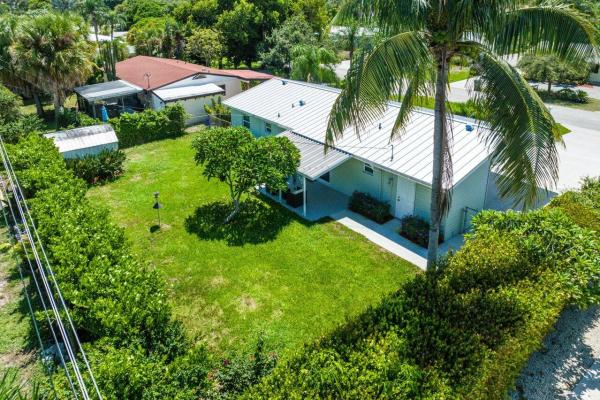 Palm Beach Gardens No HOA, 2417 S Wallen Dr, Palm Beach Gardens, Florida 33410, image 2