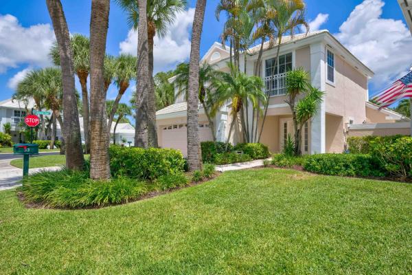 Barclay Club, 33 Selby Ln, Palm Beach Gardens, Florida 33418, image 1