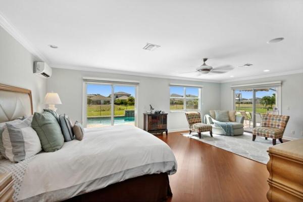 Presidential Estates, 3125 Embassy Dr, West Palm Beach, Florida 33401, image 2