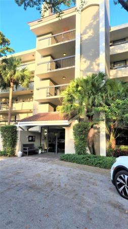 Lakeside At Delray, 2025 Lavers Cir #D107, Delray Beach, Florida 33444, image 1