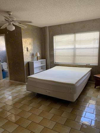 Sandalfoot Cove, 8949 SW 9th St, Boca Raton, Florida 33433, image 2