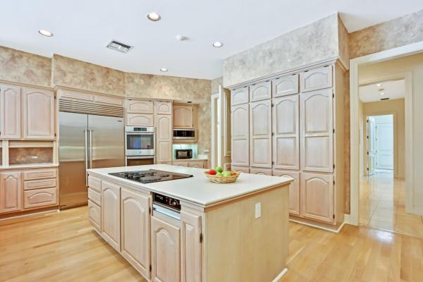 Frenchman's Creek Beach & Country Club, 3080 Miro Dr S, Palm Beach Gardens, Florida 33410, image 2