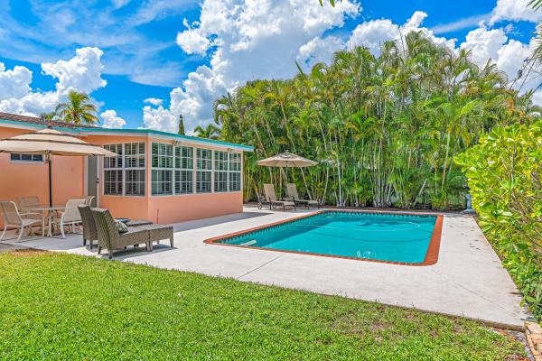 Lake Place, 205 Rutland Blvd, West Palm Beach, Florida 33405, image 1