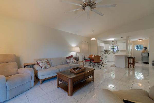 Lantana Residential, 110 S Arnold Ave, Lantana, Florida 33462, image 2
