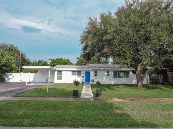 North Palm Beach Village, 733 Alamanda Dr, North Palm Beach, Florida 33408, image 1
