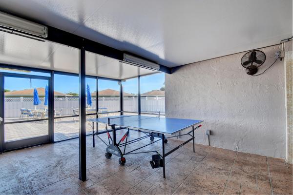 Camelot Village, 6806 Moonlit Dr, Delray Beach, Florida 33446, image 1