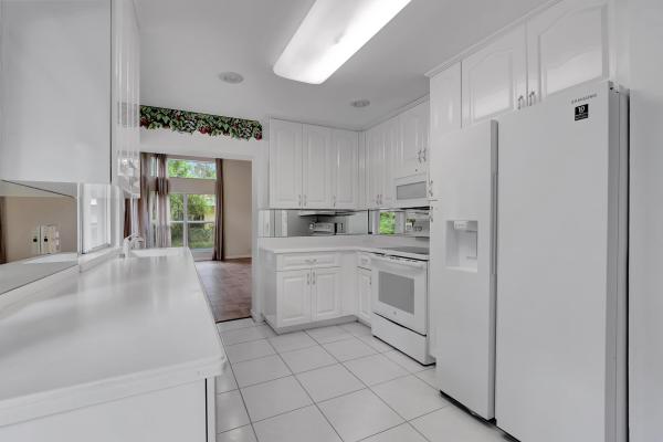 Seagate Country Club At The Hamlet, 654 W Lakewoode Cir, Delray Beach, Florida 33445, image 1